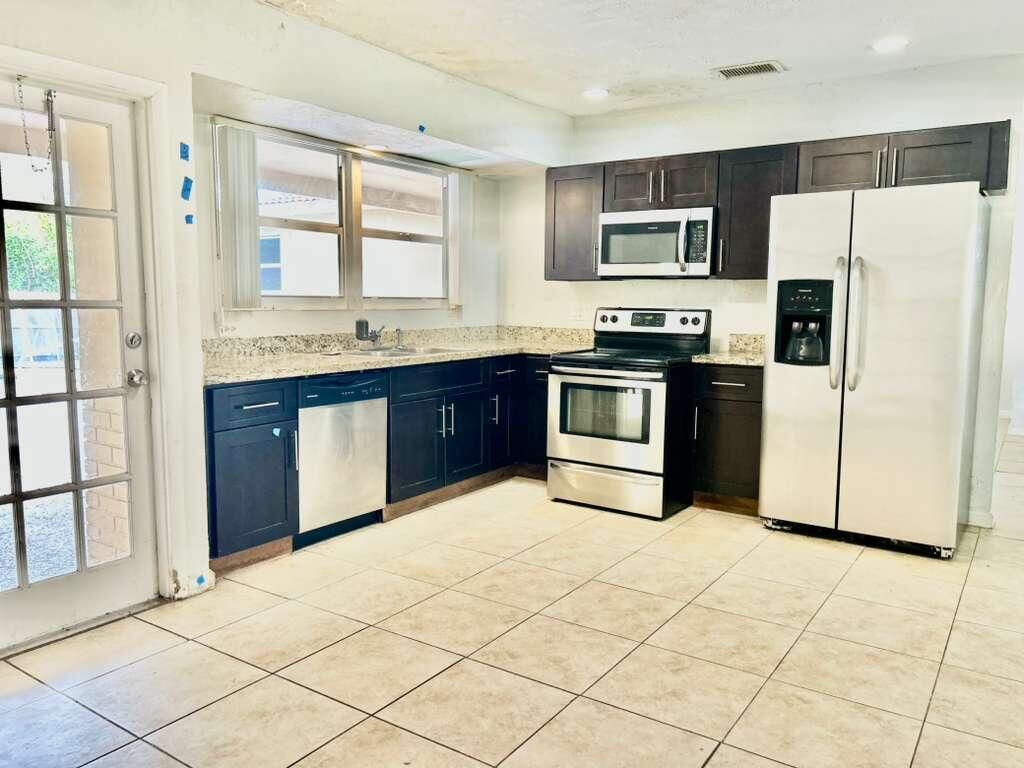 4913 Mckinley Street, Hollywood, FL 33021 Photo