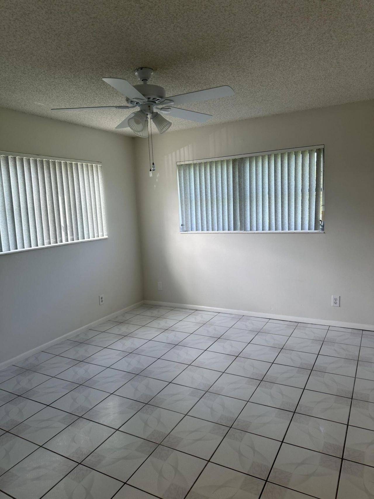 2911 W Ashley Dr Drive W, Unit J, West Palm Beach, FL 33415 Photo