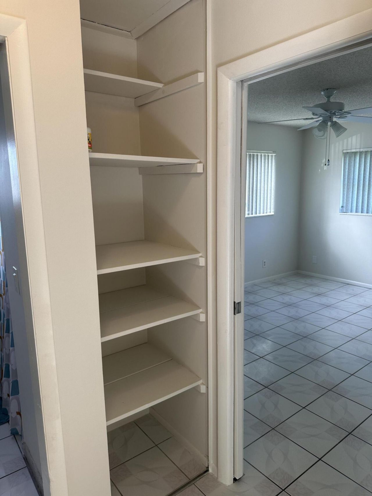 2911 W Ashley Dr Drive W, Unit J, West Palm Beach, FL 33415 Photo