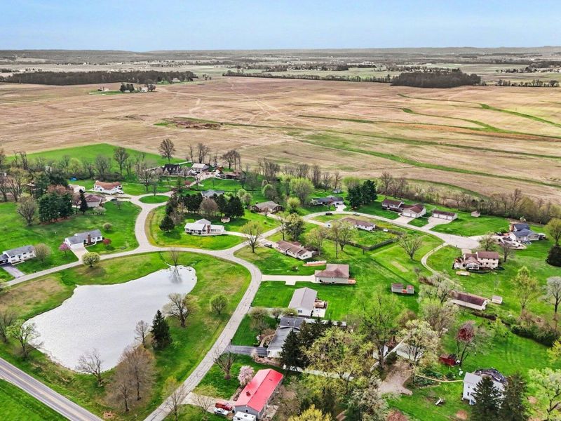 23624 Parker Court, Circleville, OH 43113 Photo 3