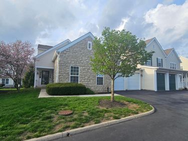 374 Sycamore Ridge Way , Columbus, OH 43230