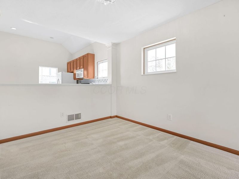 374 Sycamore Ridge Way, Columbus, OH 43230 Photo 10