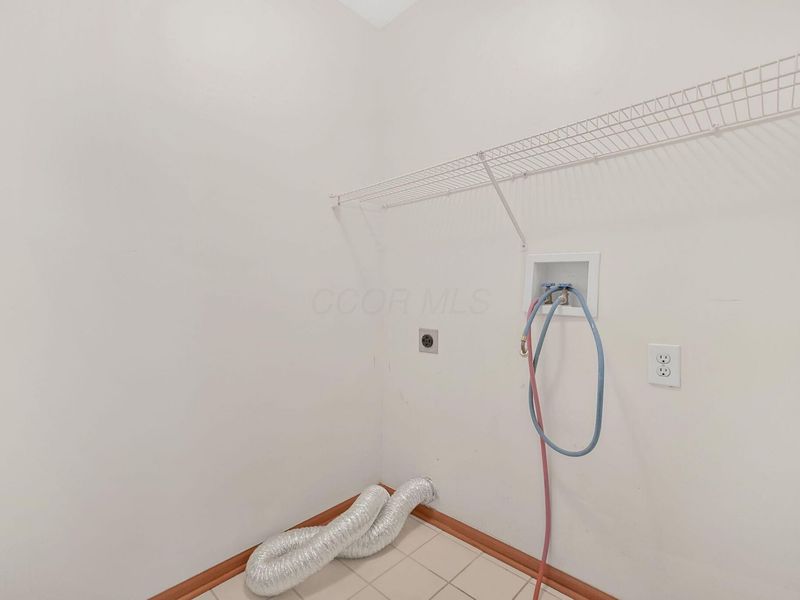 374 Sycamore Ridge Way, Columbus, OH 43230 Photo 17