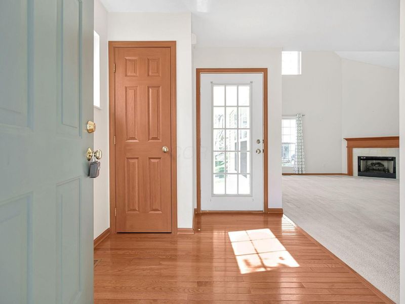 374 Sycamore Ridge Way, Columbus, OH 43230 Photo 6