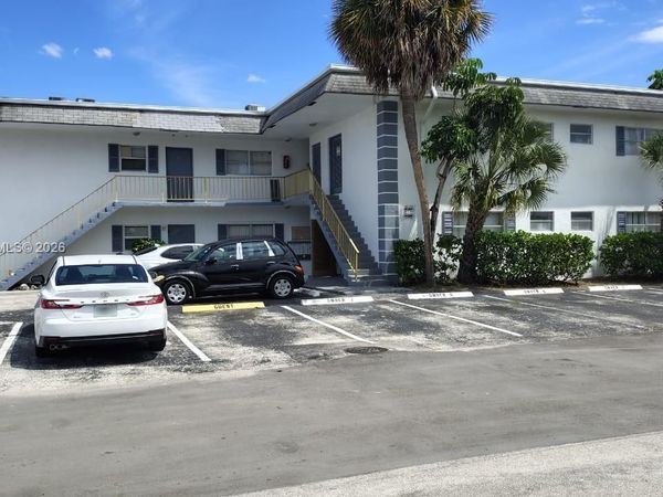 1001 NW 45th St, Unit 6, Deerfield Beach, FL 33064
