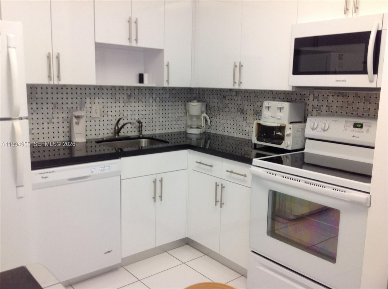 5151 Collins Ave , Unit 1119, Miami Beach, FL 33140 Photo