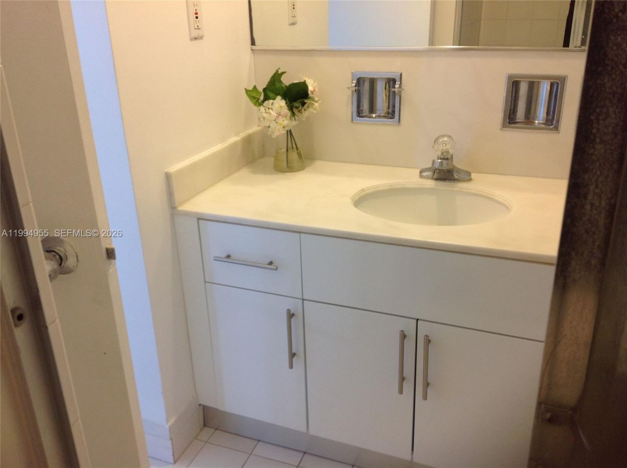 5151 Collins Ave , Unit 1119, Miami Beach, FL 33140 Photo