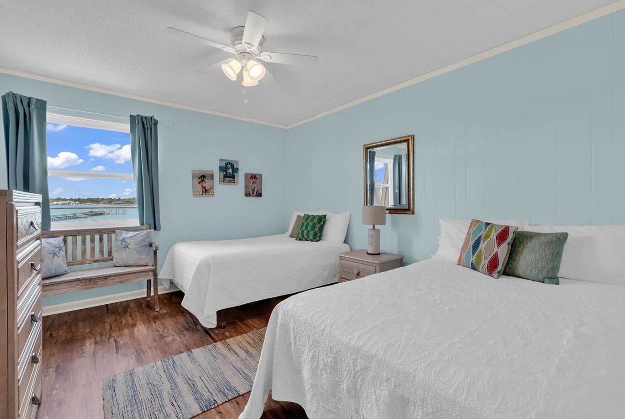 1582 S Waccamaw Dr. Photo 10