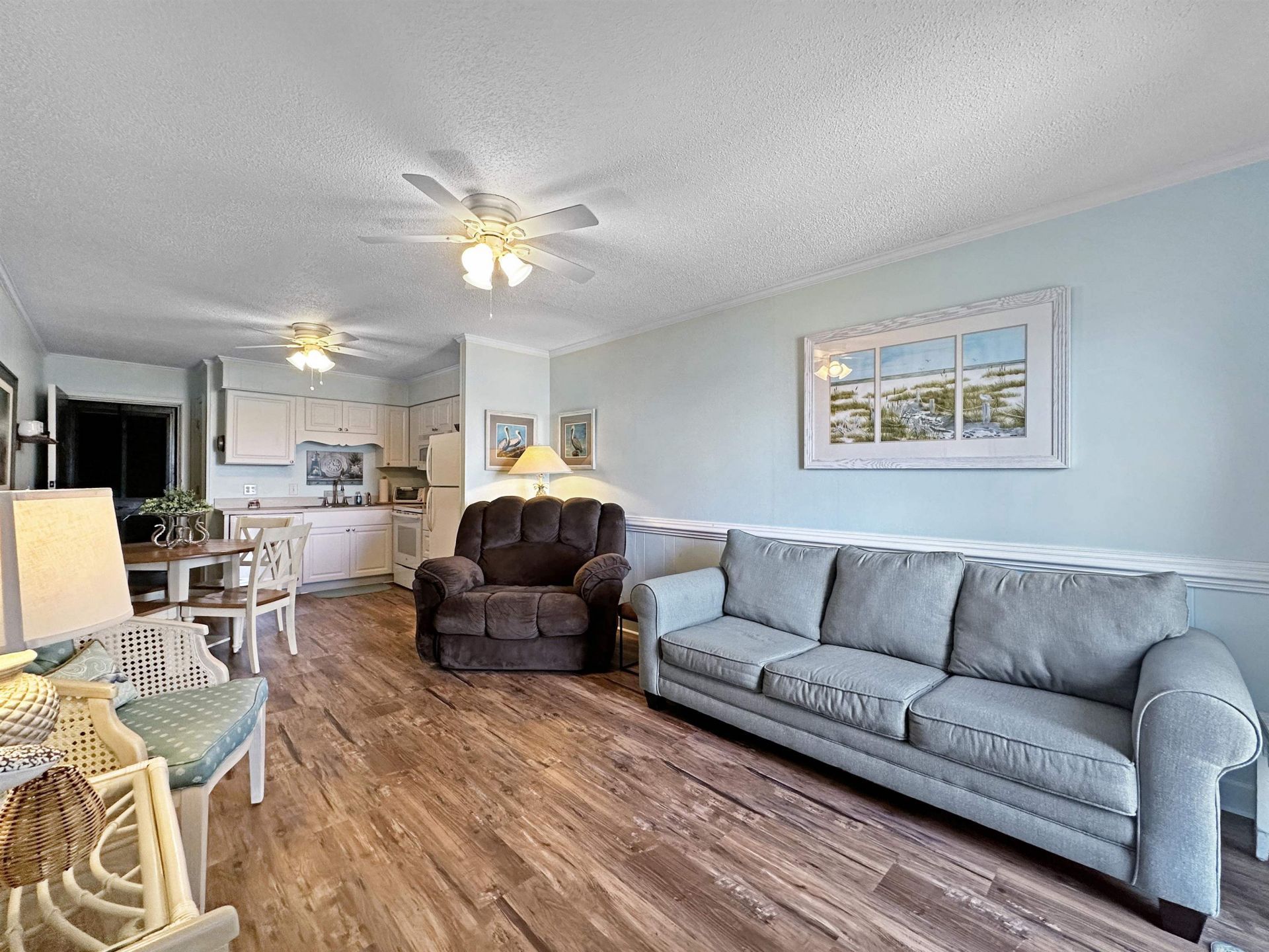 1582 S Waccamaw Dr.  Photo 7