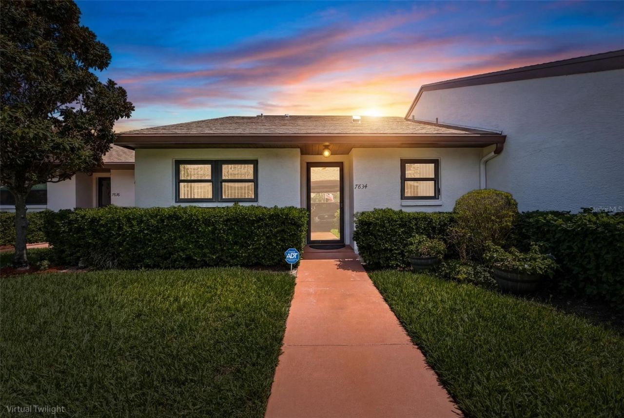 7834 Radcliffe Circle , Port Richey, FL 34668 Photo