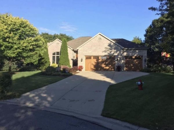 10 Vienna Circle, Madison, WI 53718