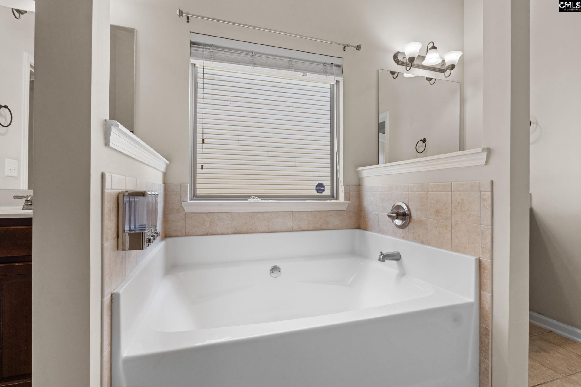 240 Keegan Rock Court Photo 26