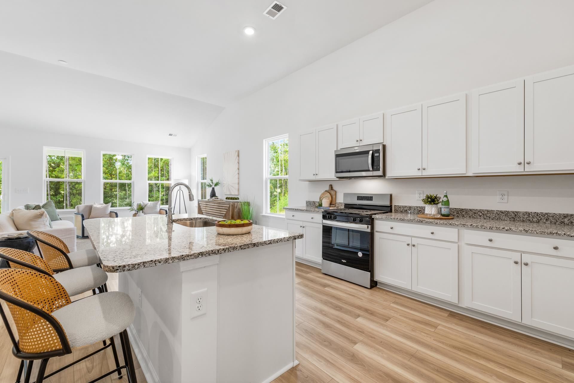 420 Sun Colony Blvd. Photo 11