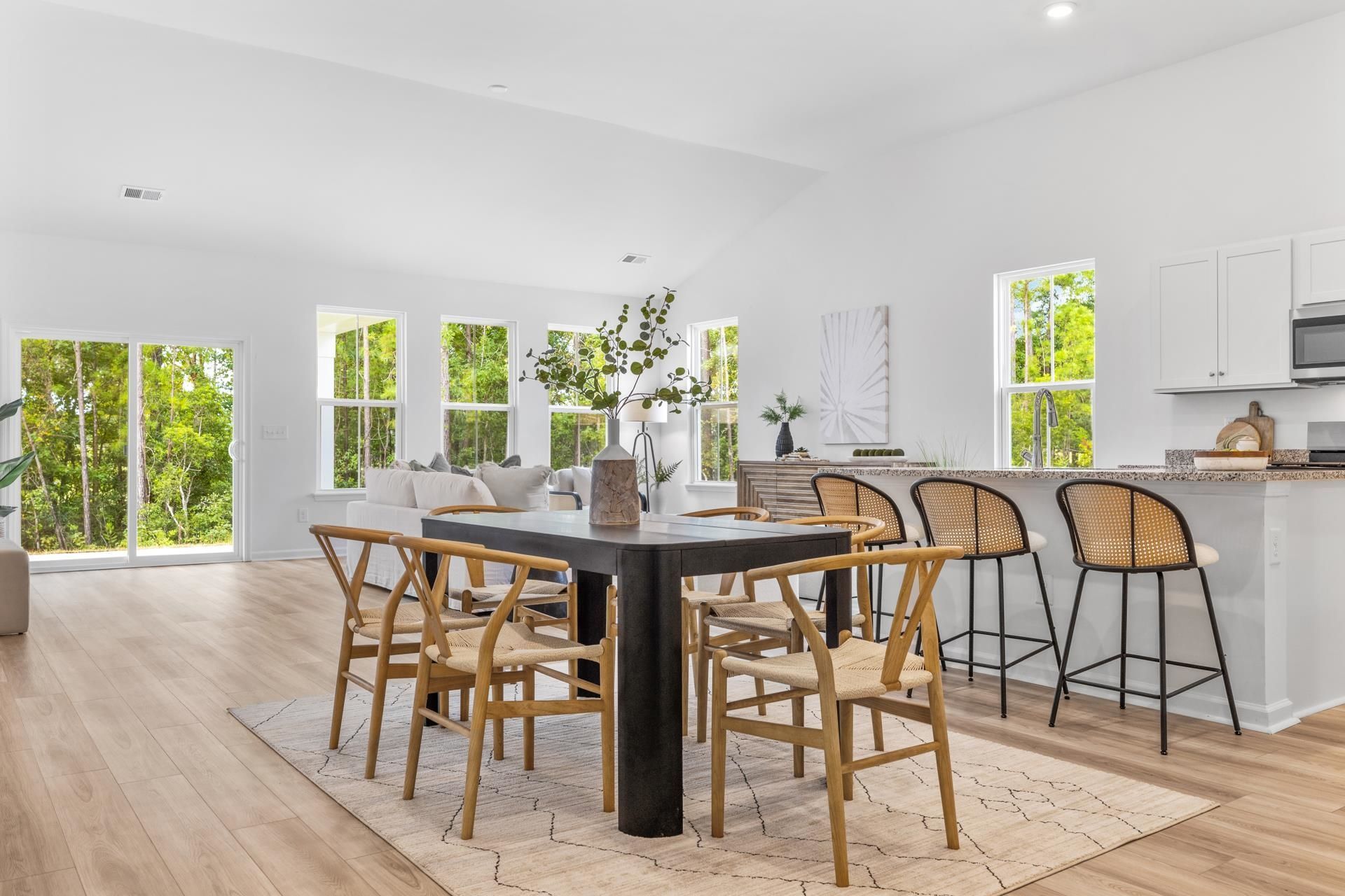 420 Sun Colony Blvd. Photo 18