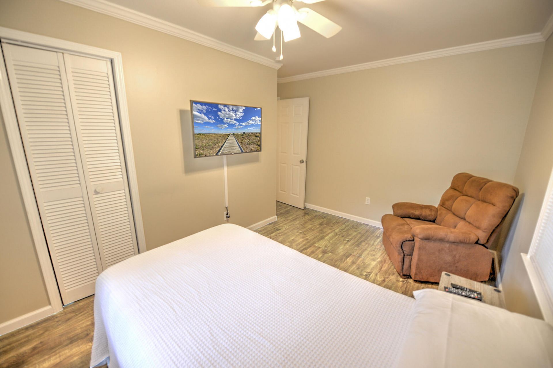 3572 Berryhill Road Photo 20