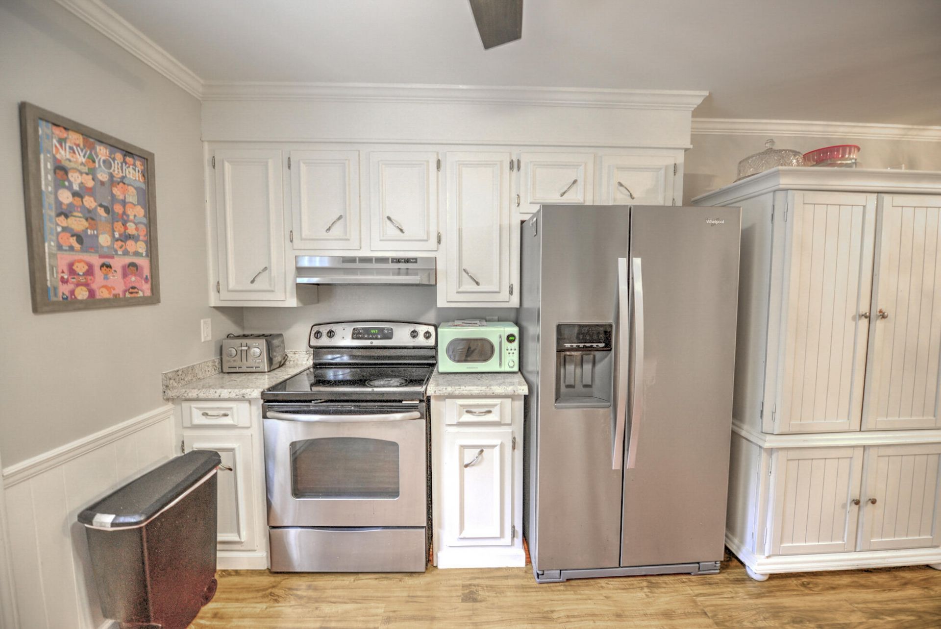 3572 Berryhill Road Photo 9