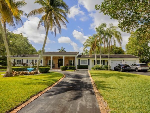 8500 SW 70th St , Miami, FL 33143