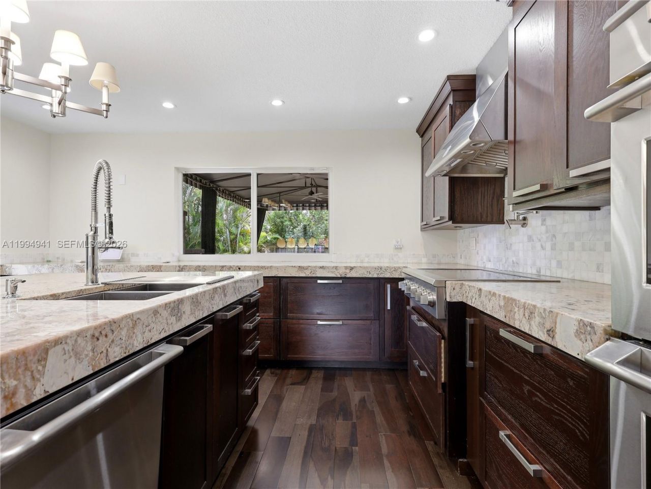 8500 SW 70th St , Miami, FL 33143 Photo