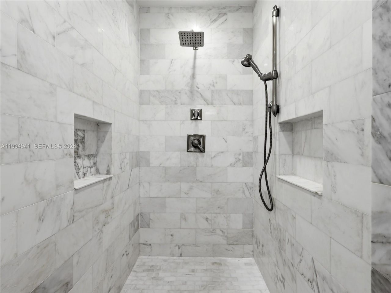 8500 SW 70th St , Miami, FL 33143 Photo