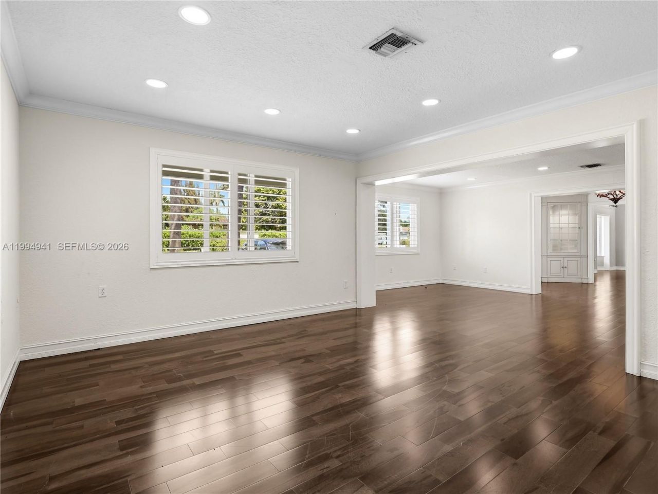 8500 SW 70th St , Miami, FL 33143 Photo