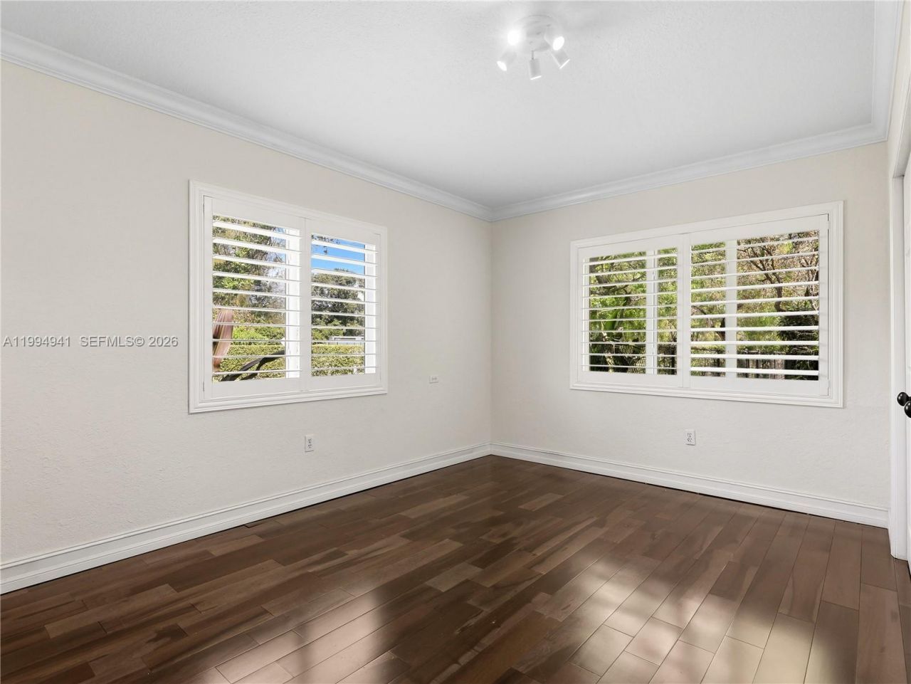 8500 SW 70th St , Miami, FL 33143 Photo