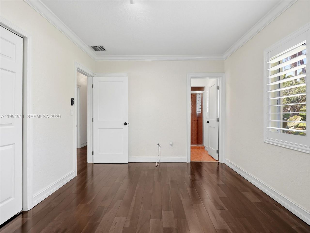 8500 SW 70th St , Miami, FL 33143 Photo