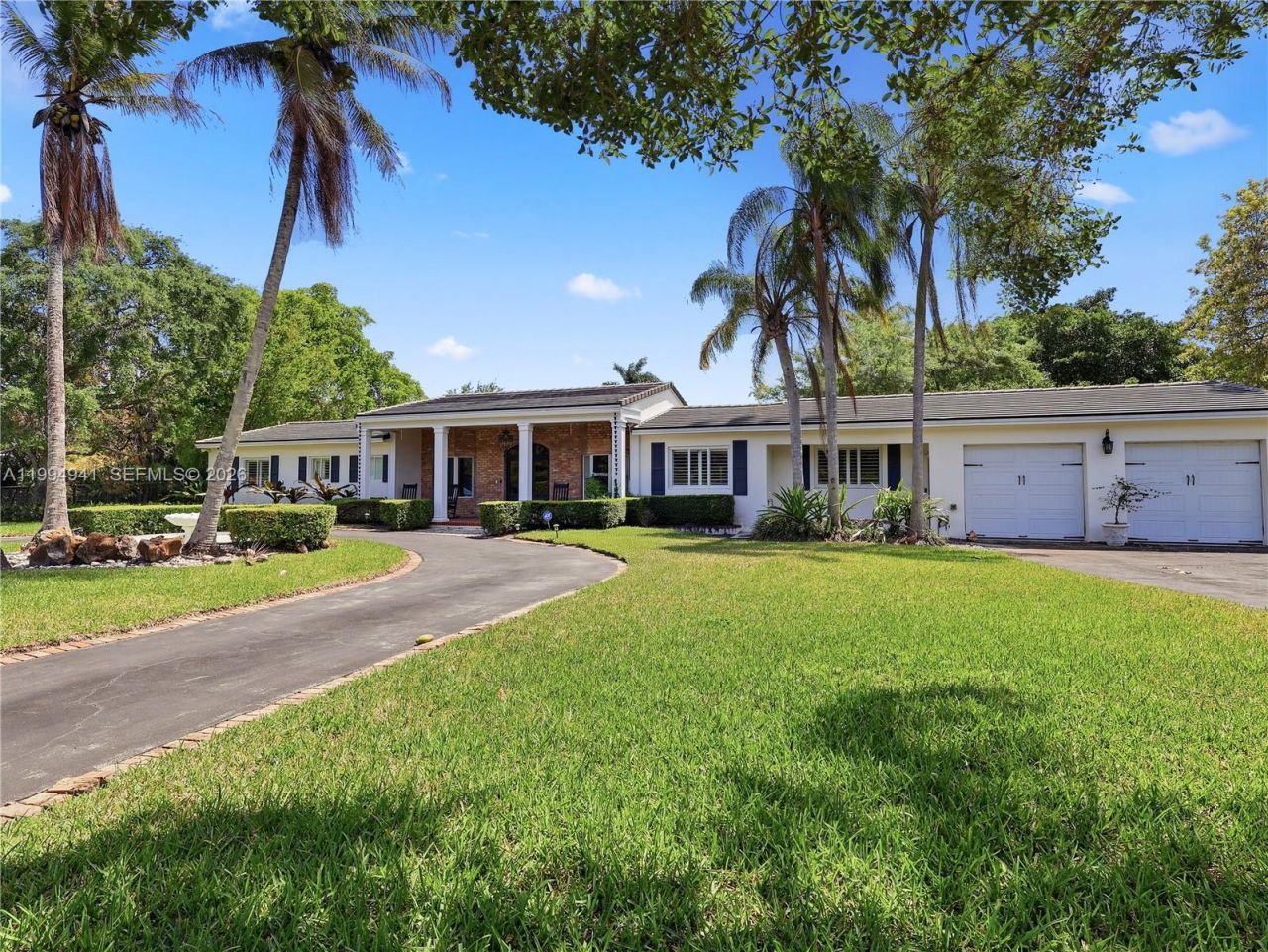 8500 SW 70th St , Miami, FL 33143 Photo