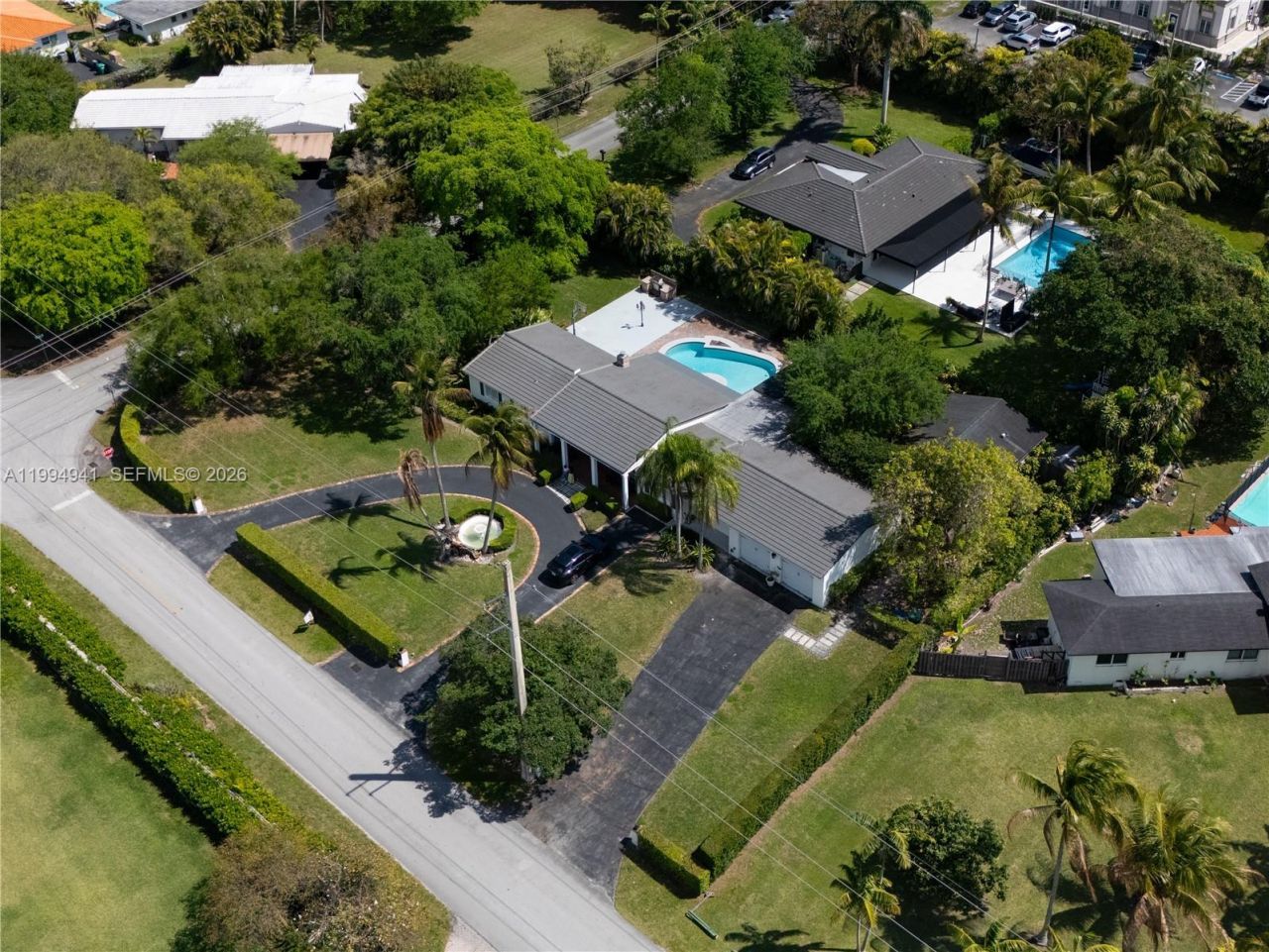 8500 SW 70th St , Miami, FL 33143 Photo