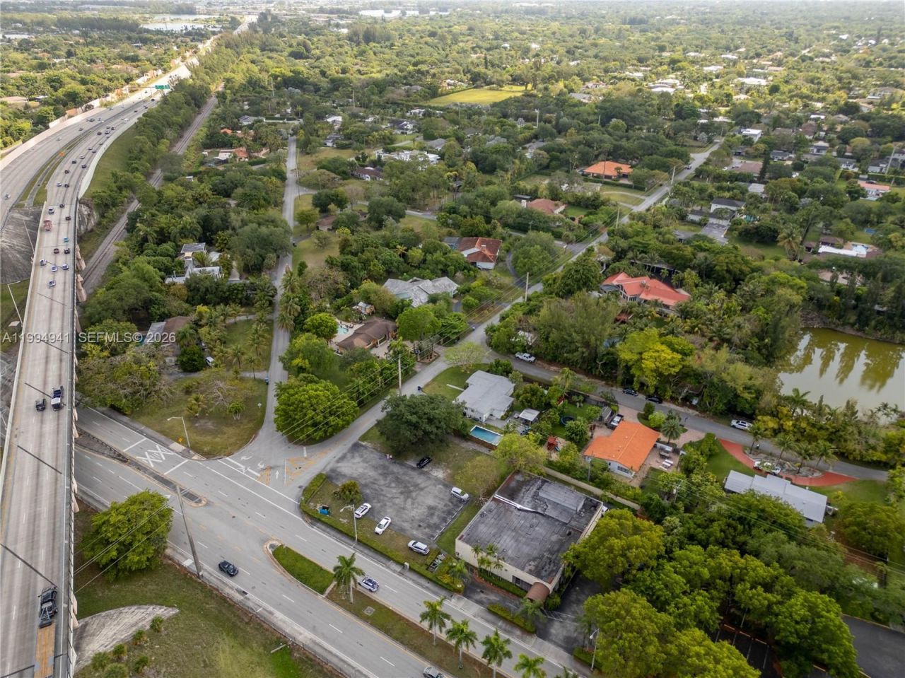 8500 SW 70th St , Miami, FL 33143 Photo