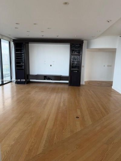 19707 Turnberry Way , Unit TS-4, Aventura, FL 33180 Photo