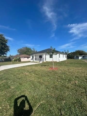 1468 NW 100th St, Miami, FL 33147 Photo