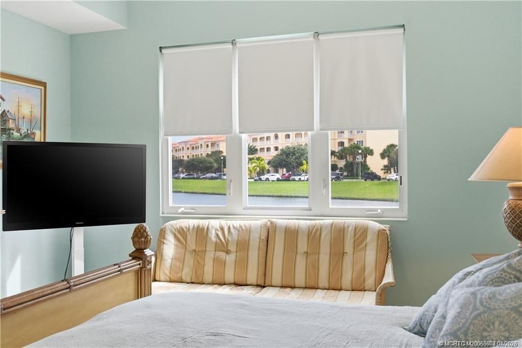 1 Harbour Isle Drive E, Unit 104, Fort Pierce, FL 34949 Photo