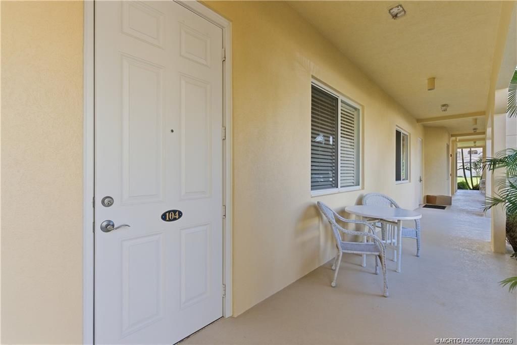1 Harbour Isle Drive E, Unit 104, Fort Pierce, FL 34949 Photo