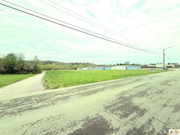 320 Keen Street , Burkesville, KY 42717