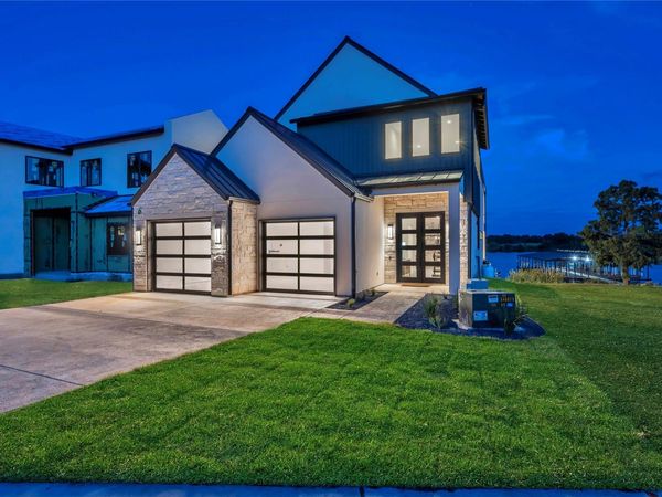 144 Riverfront LN, Kingsland, TX 78639