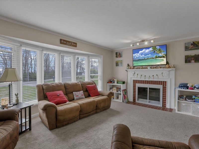 224 Brentwood Drive NE, Newark, OH 43055 Photo 6