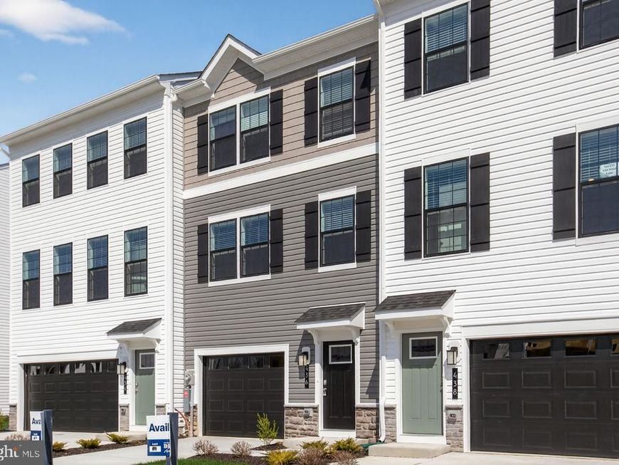 436 Whirl Ln, La Plata, MD 20646 Main Photo