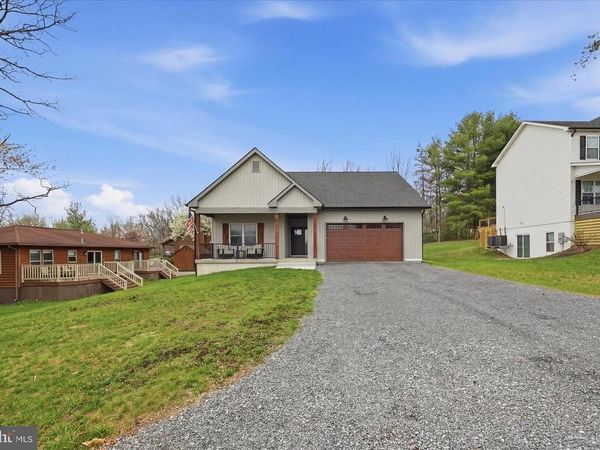 114 MASTERS DRIVE , CROSS JUNCTION, VA 22625