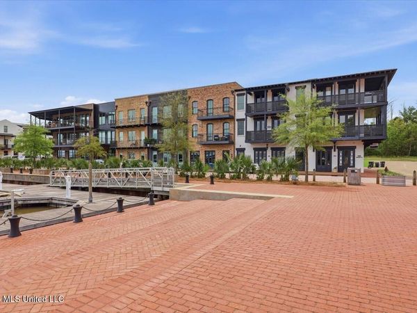 145 Republic Street, Madison, MS 39110