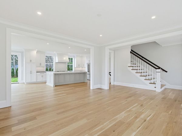 15 Ingleside Drive, East Falmouth, MA 02536
