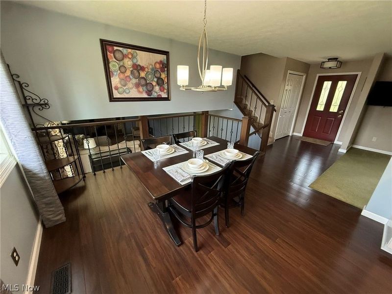 3135 Circleview Drive NW, Dover, OH 44622 Photo 11