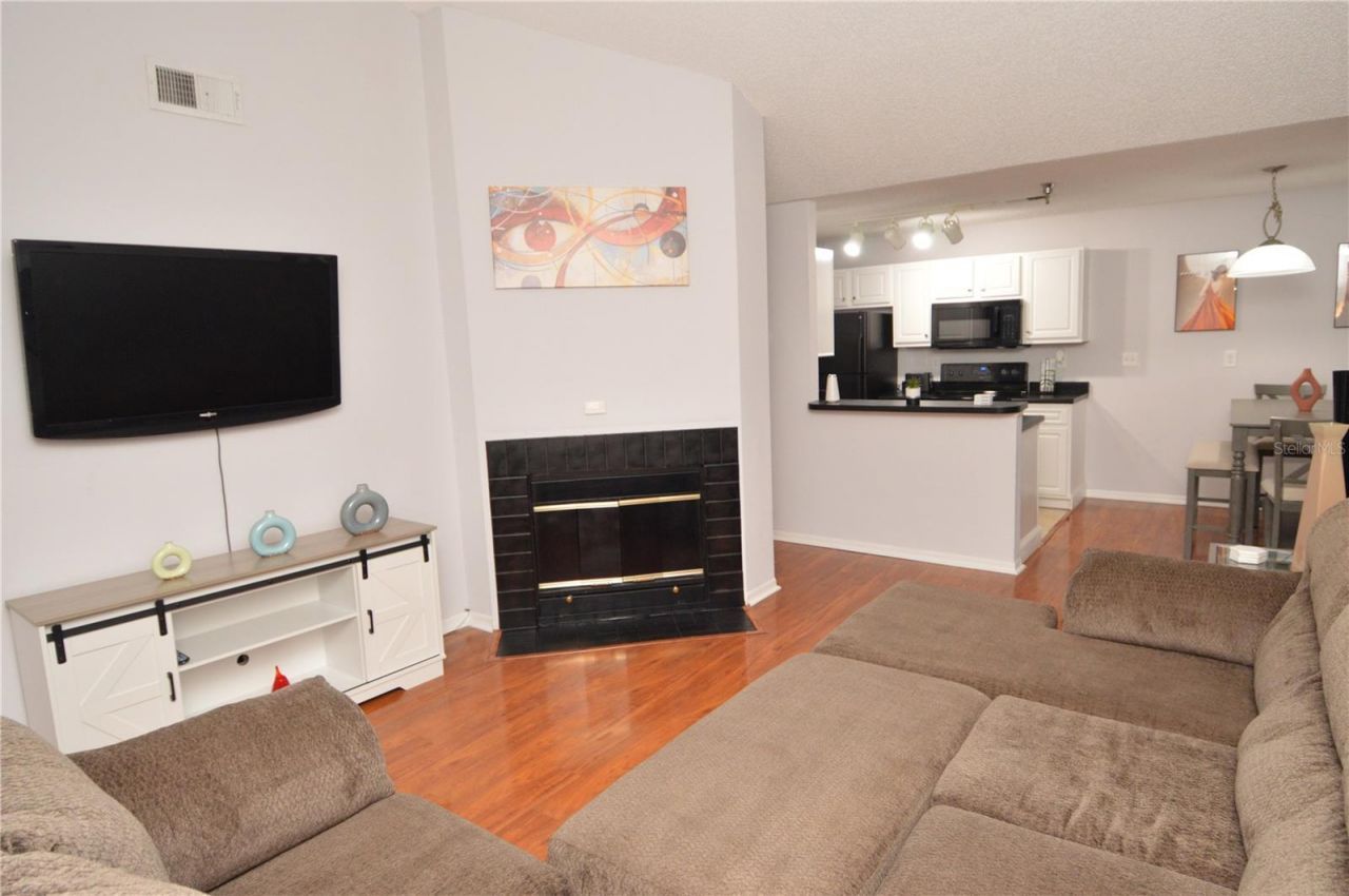 10263 Gandy Boulevard N, Unit 108, Saint Petersburg, FL 33702 Photo