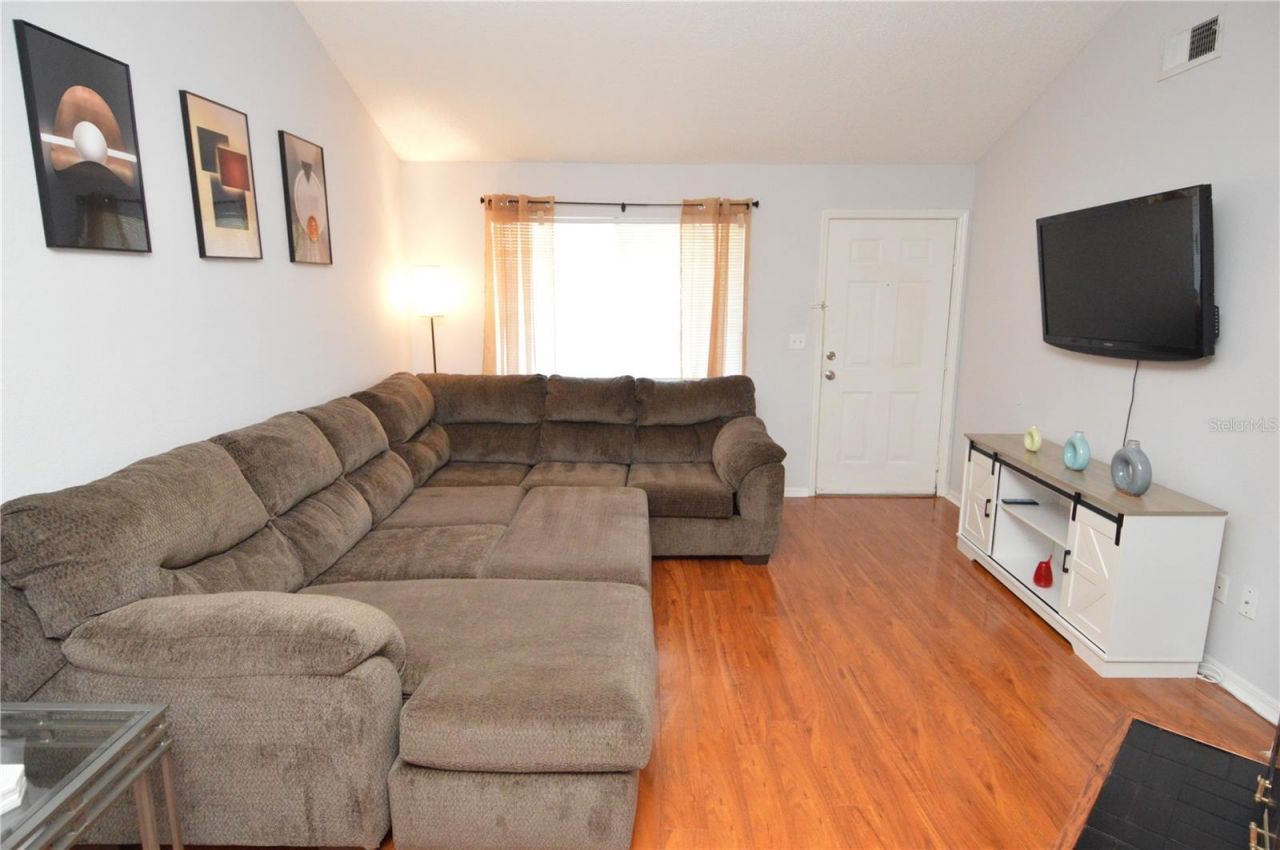 10263 Gandy Boulevard N, Unit 108, Saint Petersburg, FL 33702 Photo