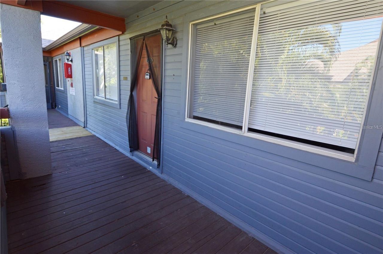 10263 Gandy Boulevard N, Unit 108, Saint Petersburg, FL 33702 Photo