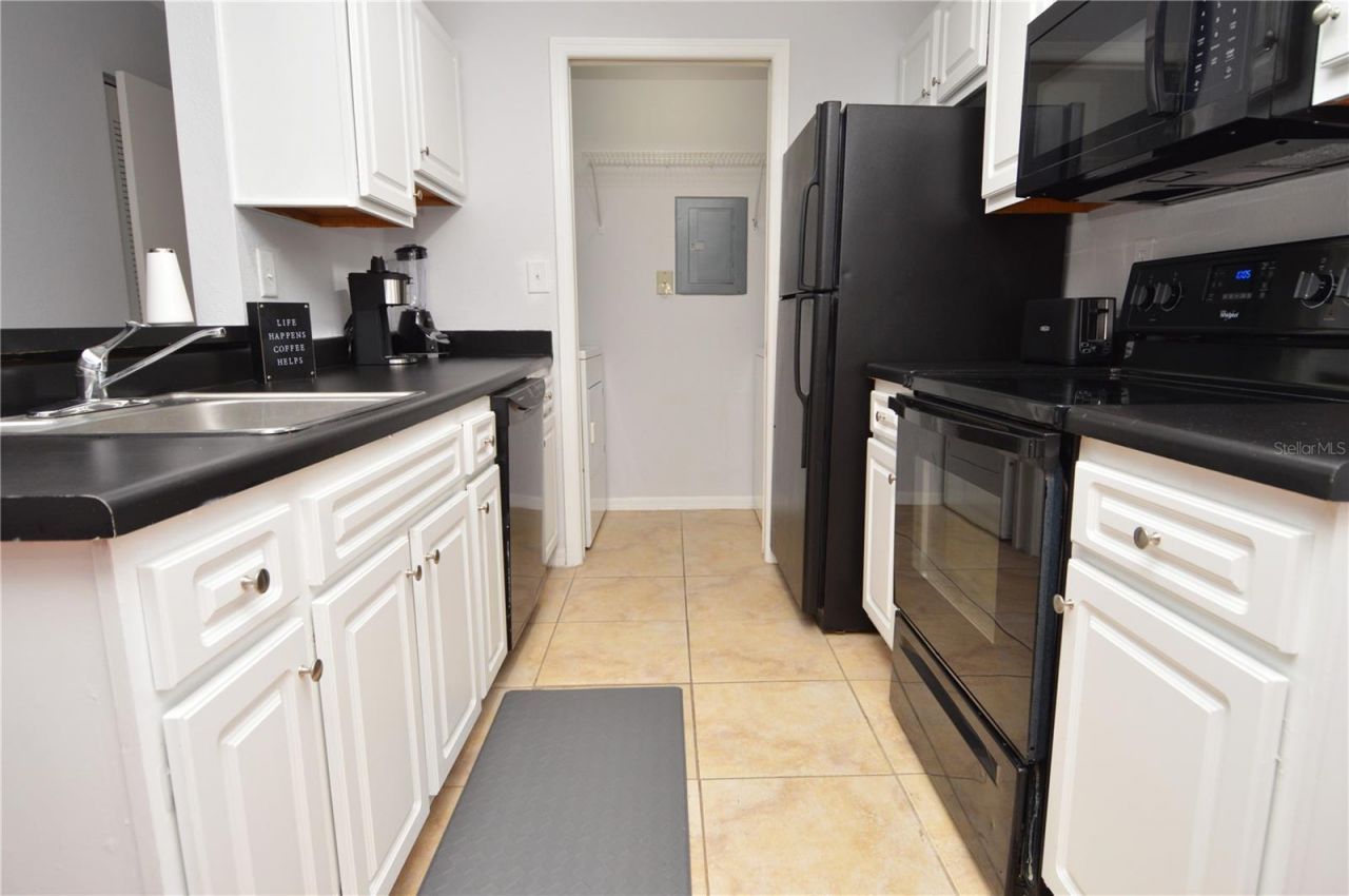 10263 Gandy Boulevard N, Unit 108, Saint Petersburg, FL 33702 Photo