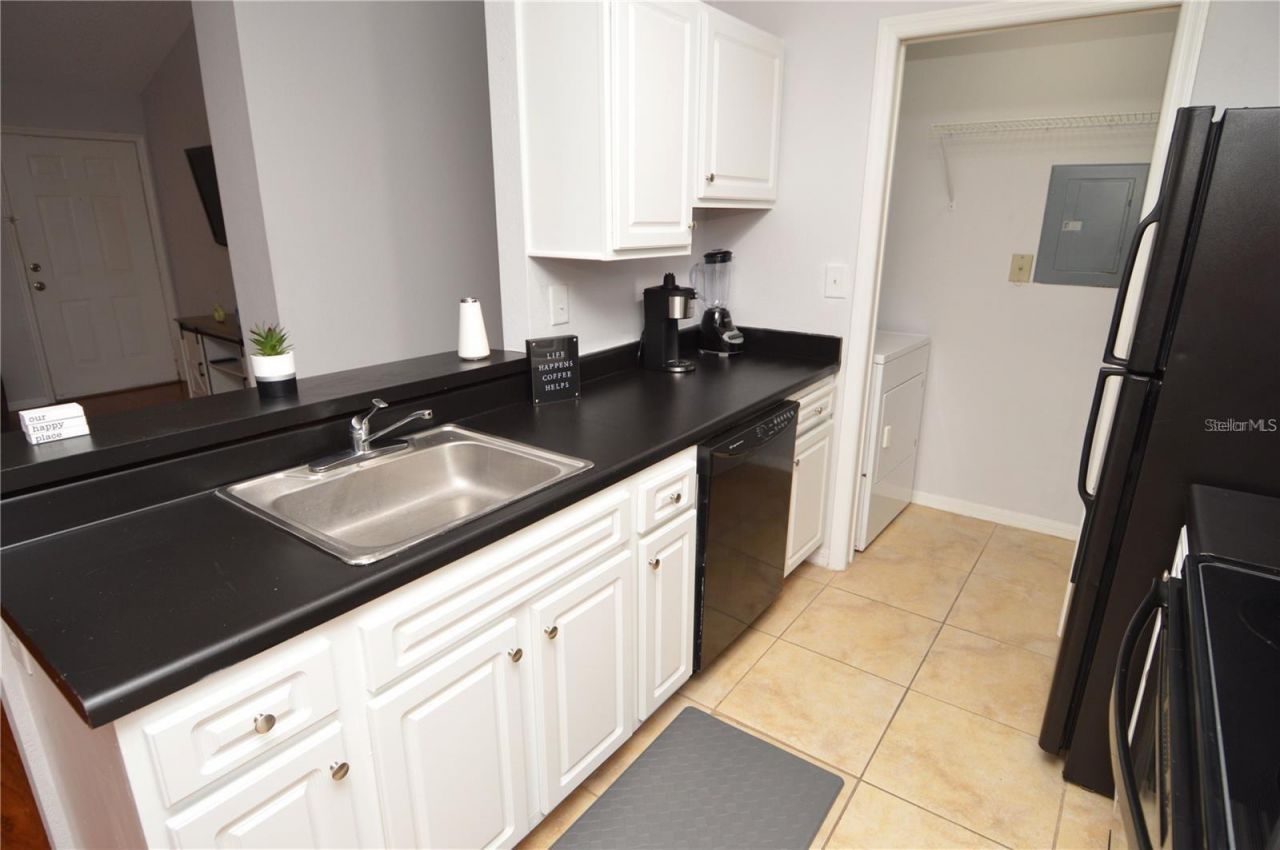 10263 Gandy Boulevard N, Unit 108, Saint Petersburg, FL 33702 Photo