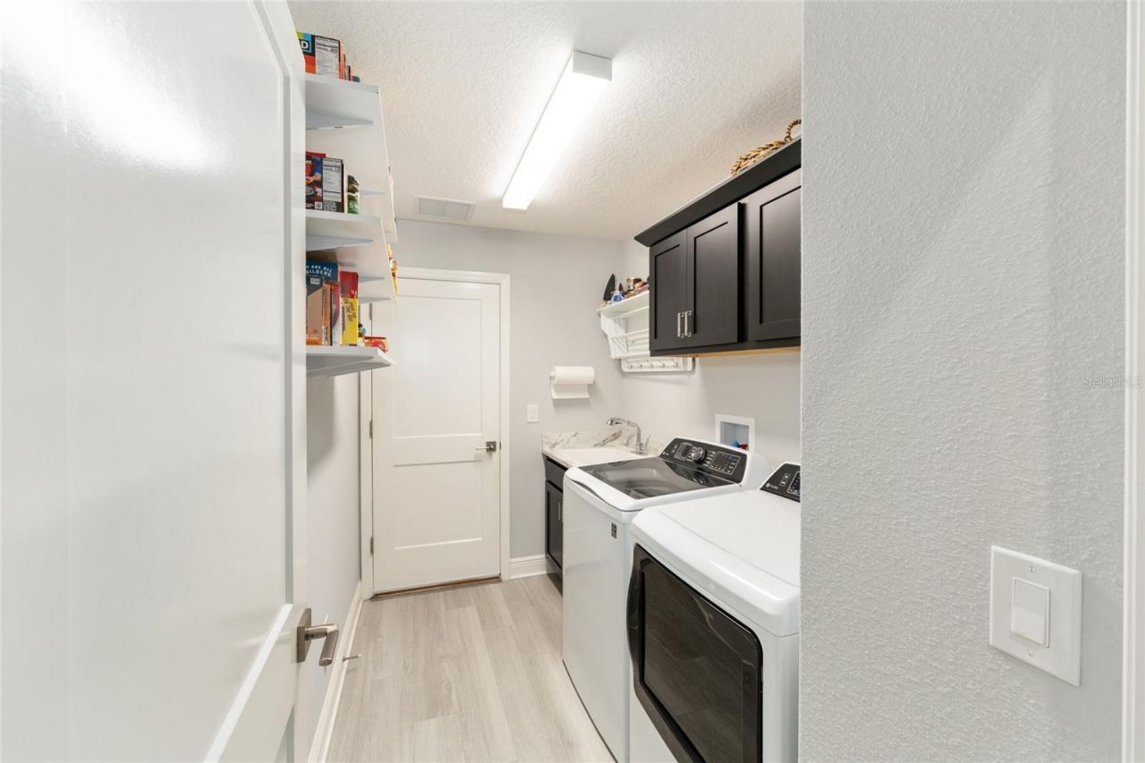 1694 Colleen Court , The Villages, FL 34762 Photo