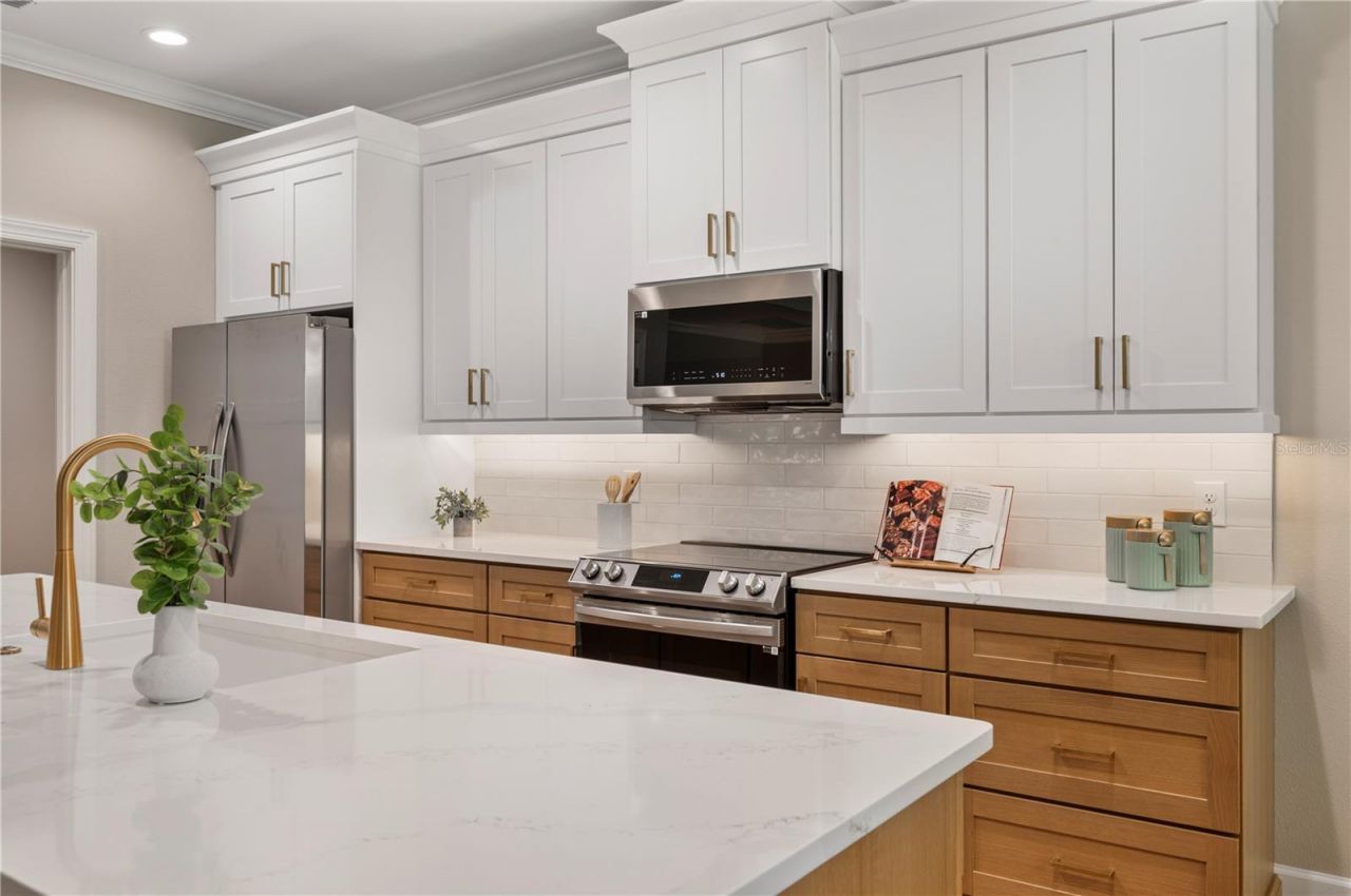 4537 Fairway Oaks Drive , Mulberry, FL 33860 Photo