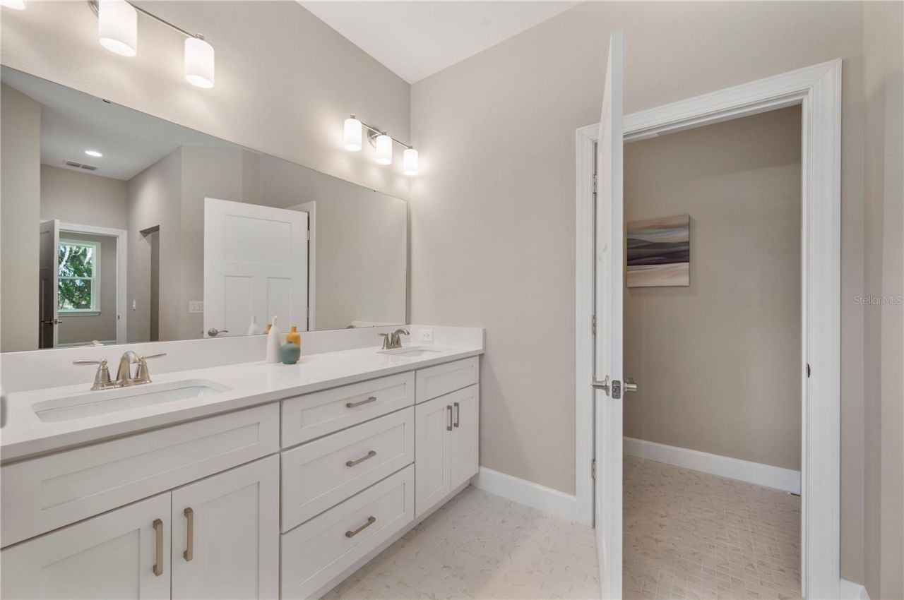 4537 Fairway Oaks Drive , Mulberry, FL 33860 Photo