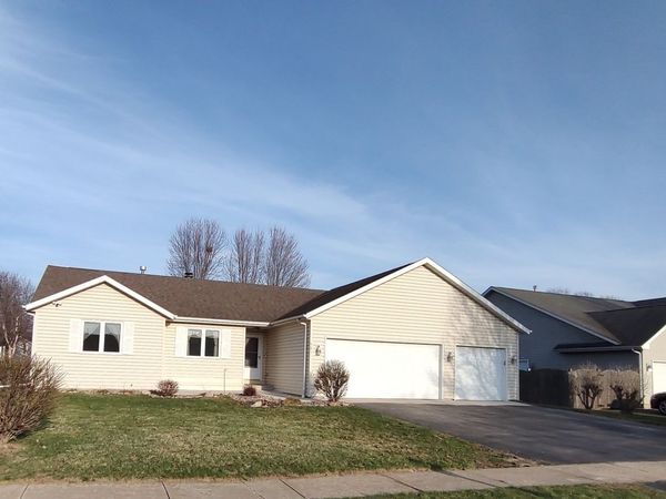 503 Royal Avenue , Belvidere, IL 61008